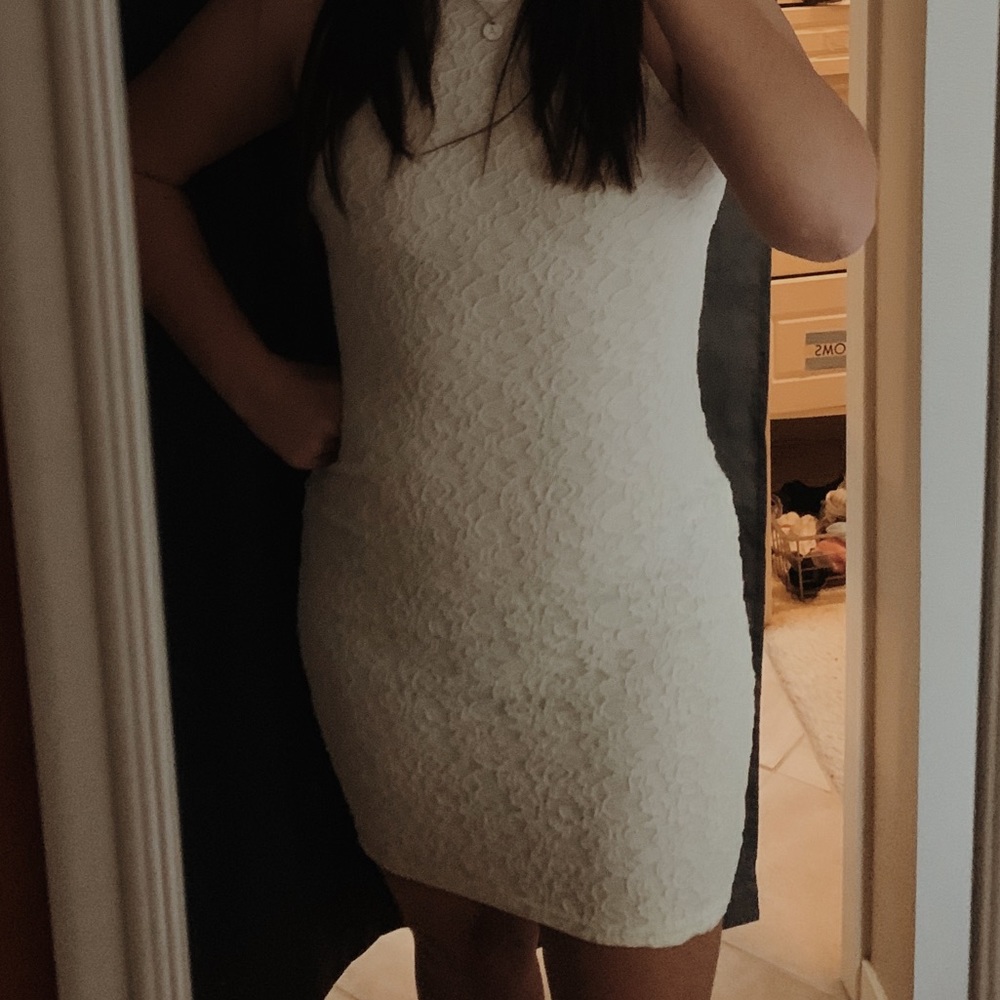 lace bodycon dress!